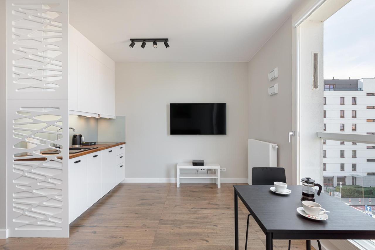 Rent Like Home - Bobrowiecka 10 Warsaw Exterior photo